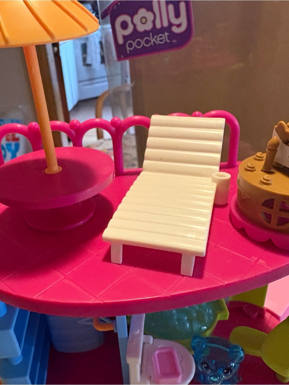Mattel Polly Pocket Playhouse - Hot Pink & Lime - Picture 6 of 11